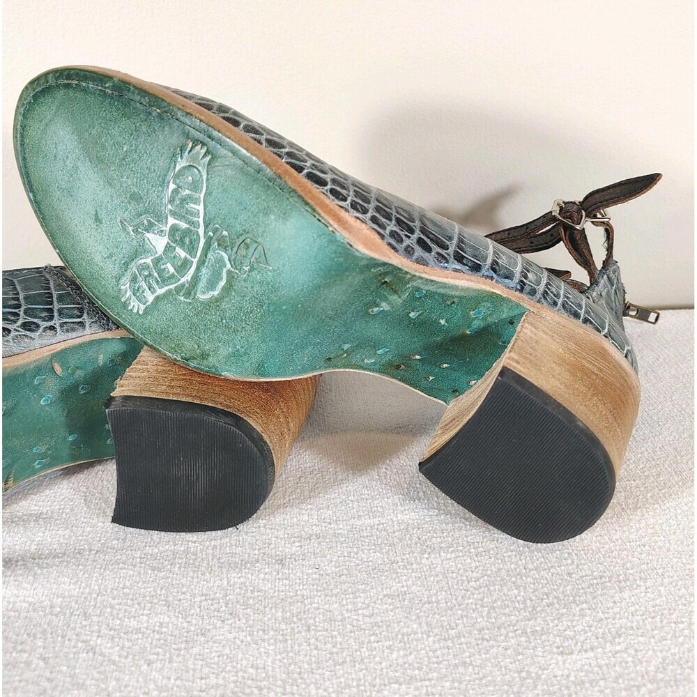 Freebird by Steven Womens Blue Randi Triple Strap Leather Pumps Sz 9 Block Heel - Picture 10 of 12